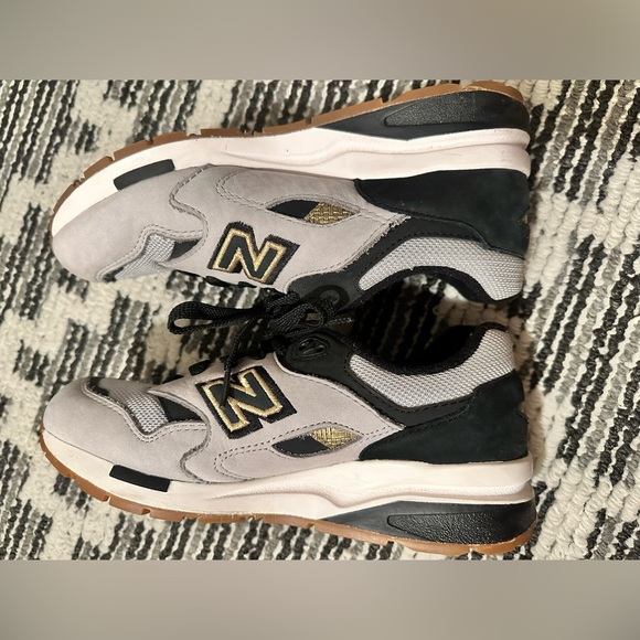 New Balance 1600 Lost World Collection Grey Black Gold Women's Sneakers🧿 - Picture 8 of 11